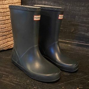 Hunter Original Kids First Classic Rain Boots, Size 12, Navy.